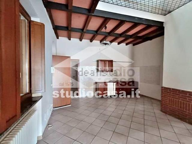 Casa in vendita a Sesto Ed Uniti, Lombardia