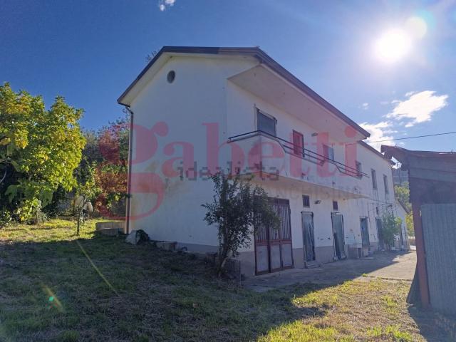 Casa in vendita a Paolini, Sant'Agata de' Goti
