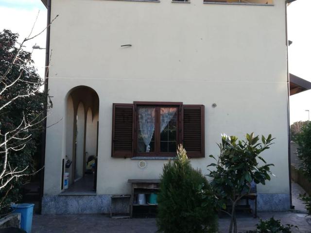 Casa in vendita a Cesano Maderno, Lombardia