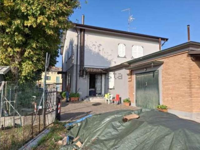 Casa in vendita a Tresinaro - Secchia, Re