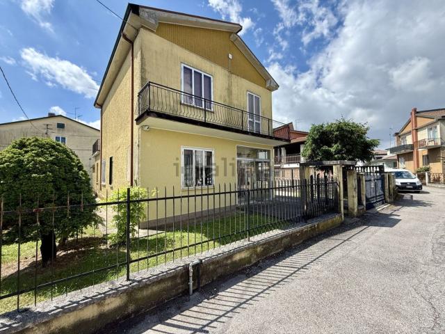Casa in vendita a Legnago, Veneto