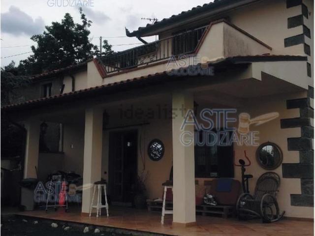 Casa in vendita a Montecatini Terme, Pistoia