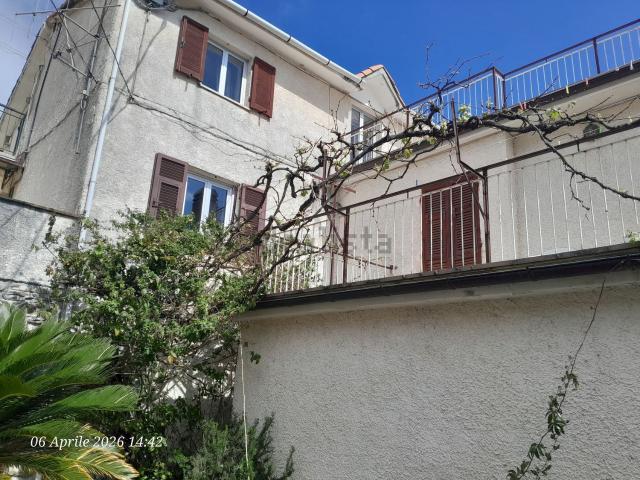Casa in vendita a Verici inferiore, Casarza Ligure