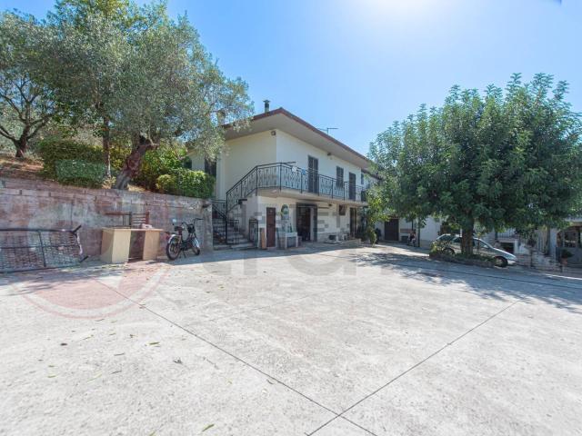 Casa in vendita a Roccasecca, Lazio