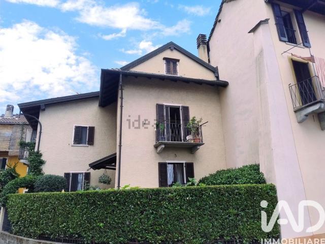 Casa in vendita a Cresseglio, Arizzano
