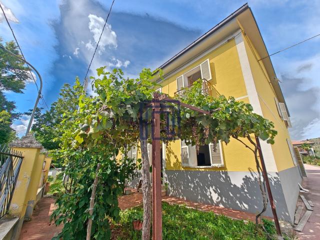 Casa in vendita a Prezza, Abruzzo
