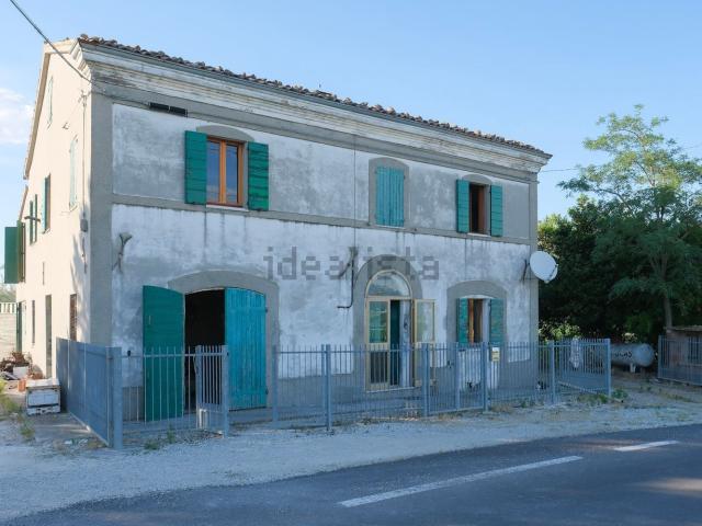 Casa in vendita a Saludecio, Reggio Emilia