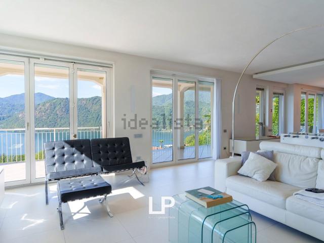 Casa in vendita a Pratolungo, Pettenasco