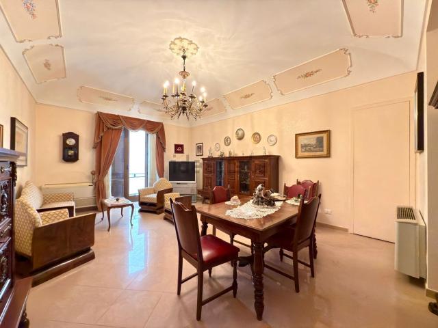 Casa in vendita a Partinico, Sicilia