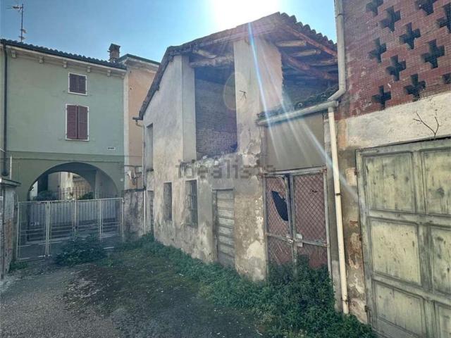 Casa in vendita a Piemonte, Alessandria