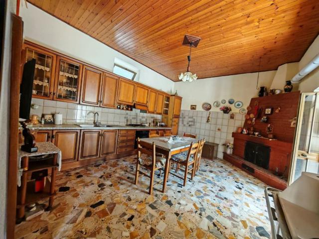 Casa in vendita a Caserta, Campania