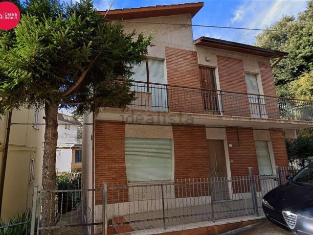 Casa in vendita a Marche, Fermo