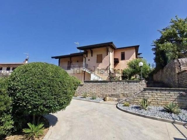 Casa in vendita a Ceccano, Lazio
