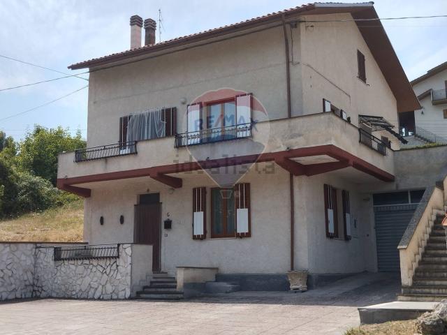 Casa in vendita a Castel Di Ieri, Abruzzo