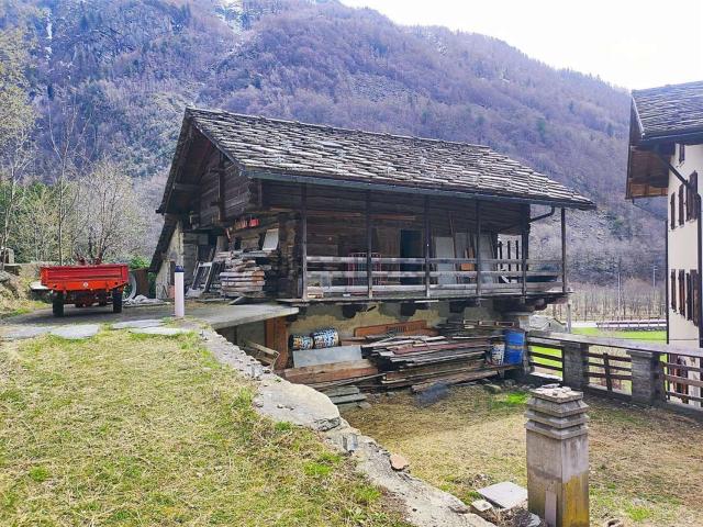 Casa in vendita a Issime, Aosta