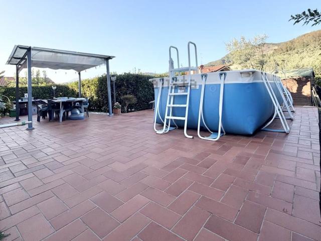 Casa in vendita a Massarosa, Toscana