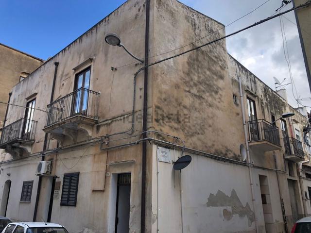 Casa in vendita a Alcamo, Sicilia