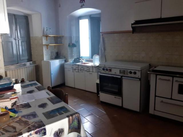 Casa in vendita a Castagnola, Massa