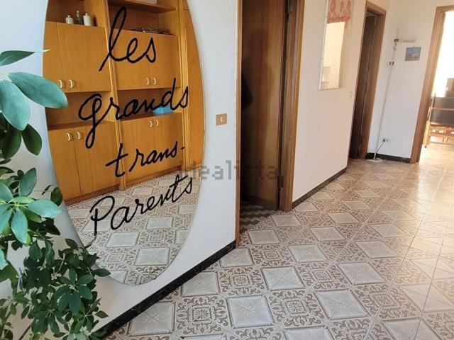 Casa in vendita a Dogana, Luni