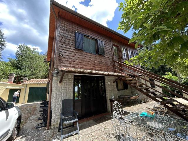 Casa in vendita a Cortona, Toscana