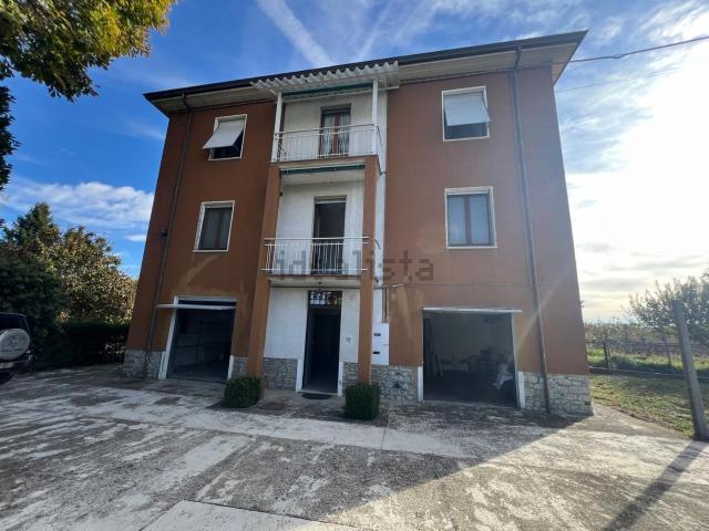 Casa in vendita a Vigolzone, Reggio Emilia