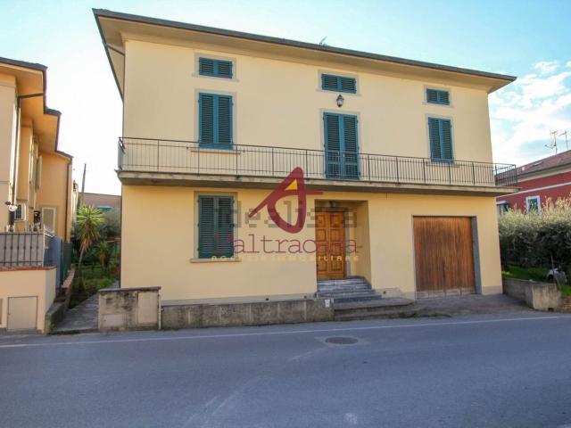 Casa in vendita a Borgano, Lamporecchio