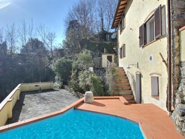 Casa in vendita a Casoli, Camaiore