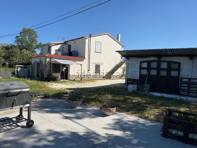 Casa in vendita a Marche, Ancona