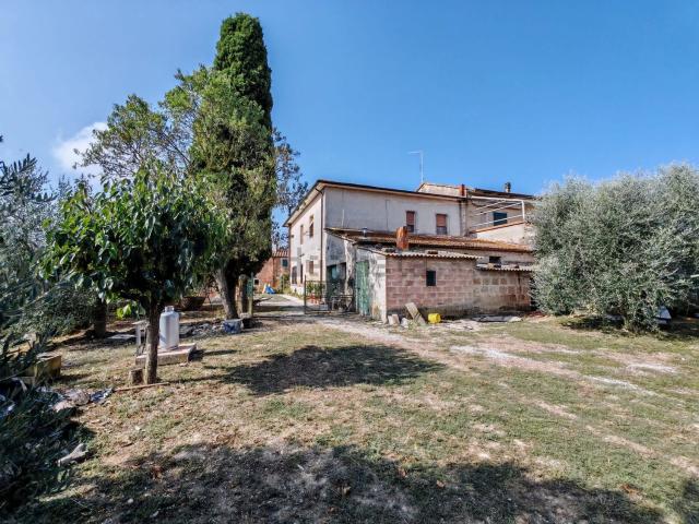 Casa in vendita a Farneta, Cortona