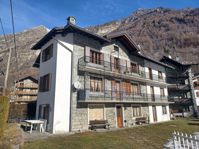 Casa in vendita a Gaby, Aosta