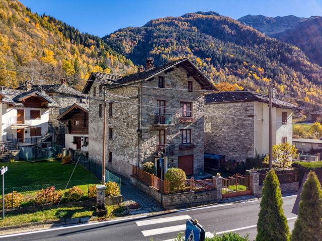 Casa in vendita a Gaby, Aosta
