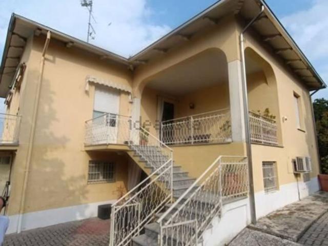 Casa in vendita a Manzano, Langhirano