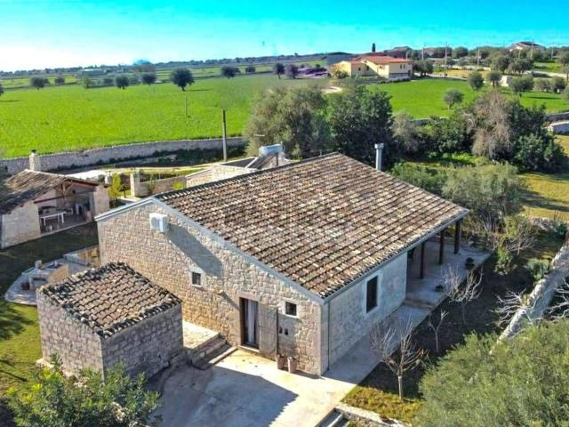 Casa in vendita a Modica Alta, Modica