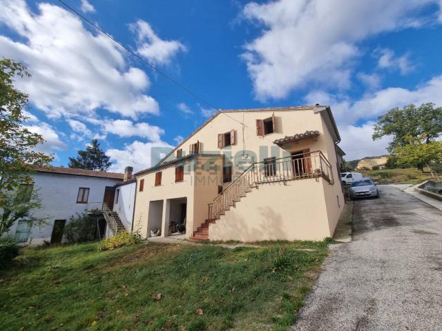 Casa in vendita a Marche, Fermo