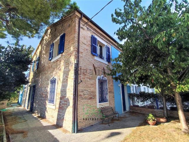 Casa in vendita a Marche, Pesaro E Urbino