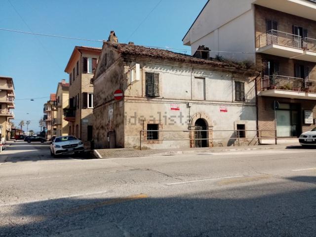 Casa in vendita a Centro, Porto Sant'Elpidio