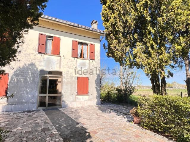 Casa in vendita a Pianura Reggiana, Re
