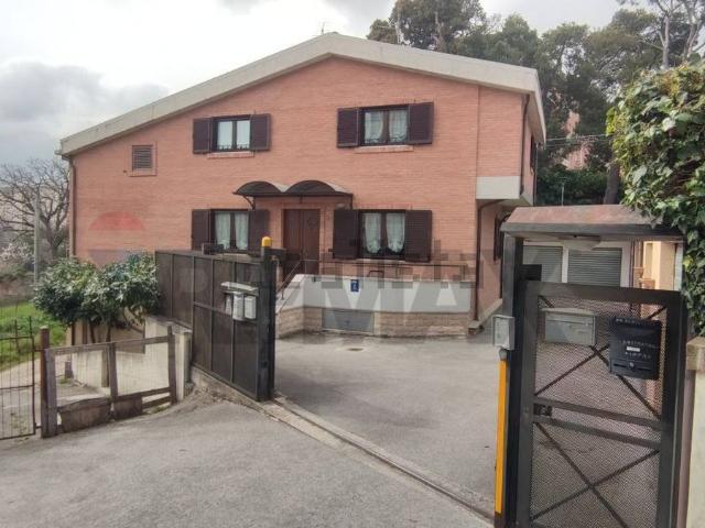 Casa in vendita a San Giovanni, Campobasso