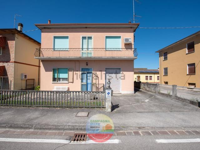 Casa in vendita a Unione Terre e Fiumi, Copparo