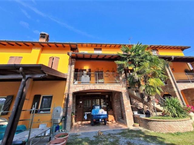 Casa in vendita a Santa Maria Della Versa, Lombardia