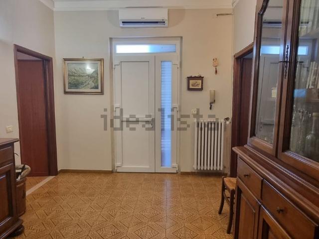 Casa in vendita a Massa e Cozzile, Toscana