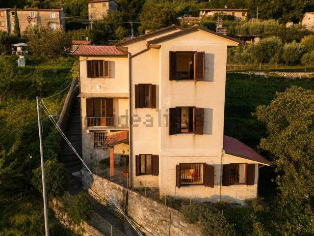 Casa in vendita a Tonfano, Toscana