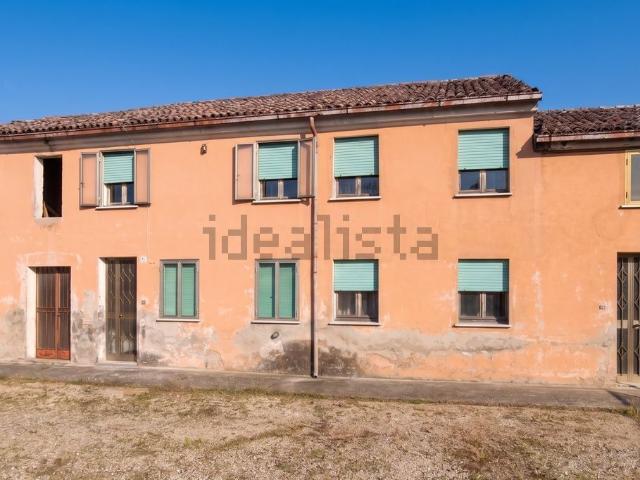 Casa in vendita a Sanguinetto, Veneto