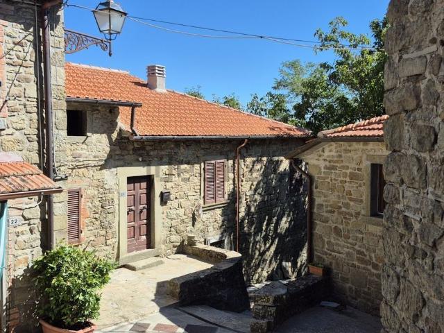 Casa in vendita a Talla, Toscana