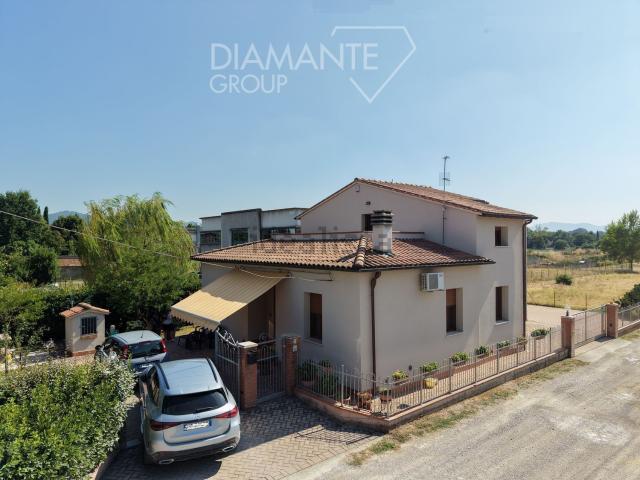 Casa in vendita a Gioiella, Umbria
