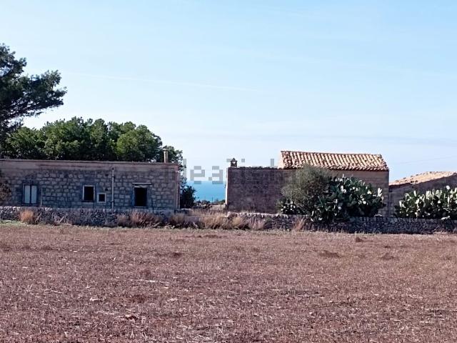 Casa in vendita a Villaggio Orchidea, Ragusa