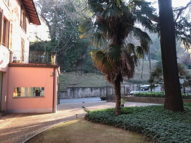 Casa in vendita a Villaggio Trieste, Cantù