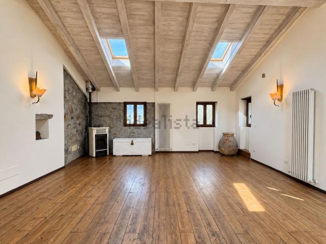 Casa in vendita a Aigo, Leivi
