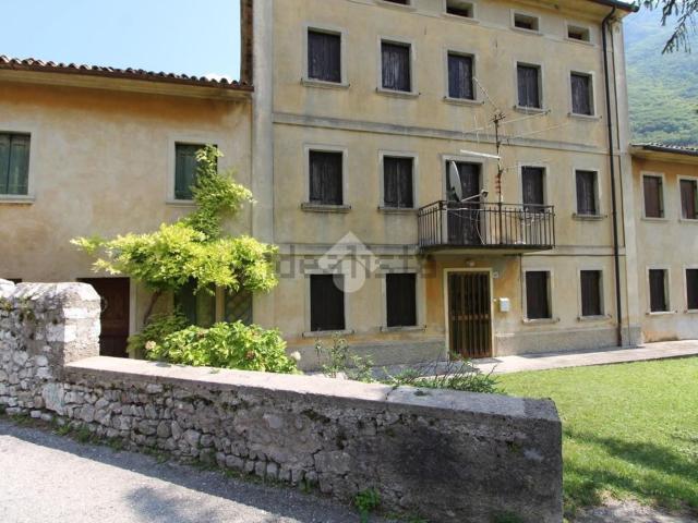Casa in vendita a Vittorio Veneto, Veneto