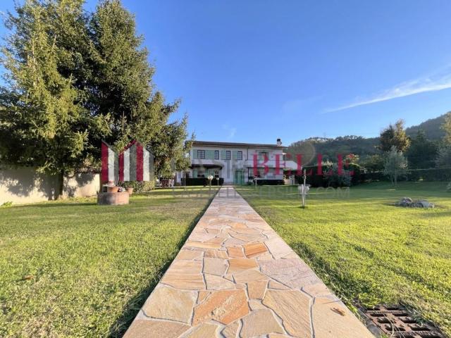 Casa in vendita a Marignana, Camaiore